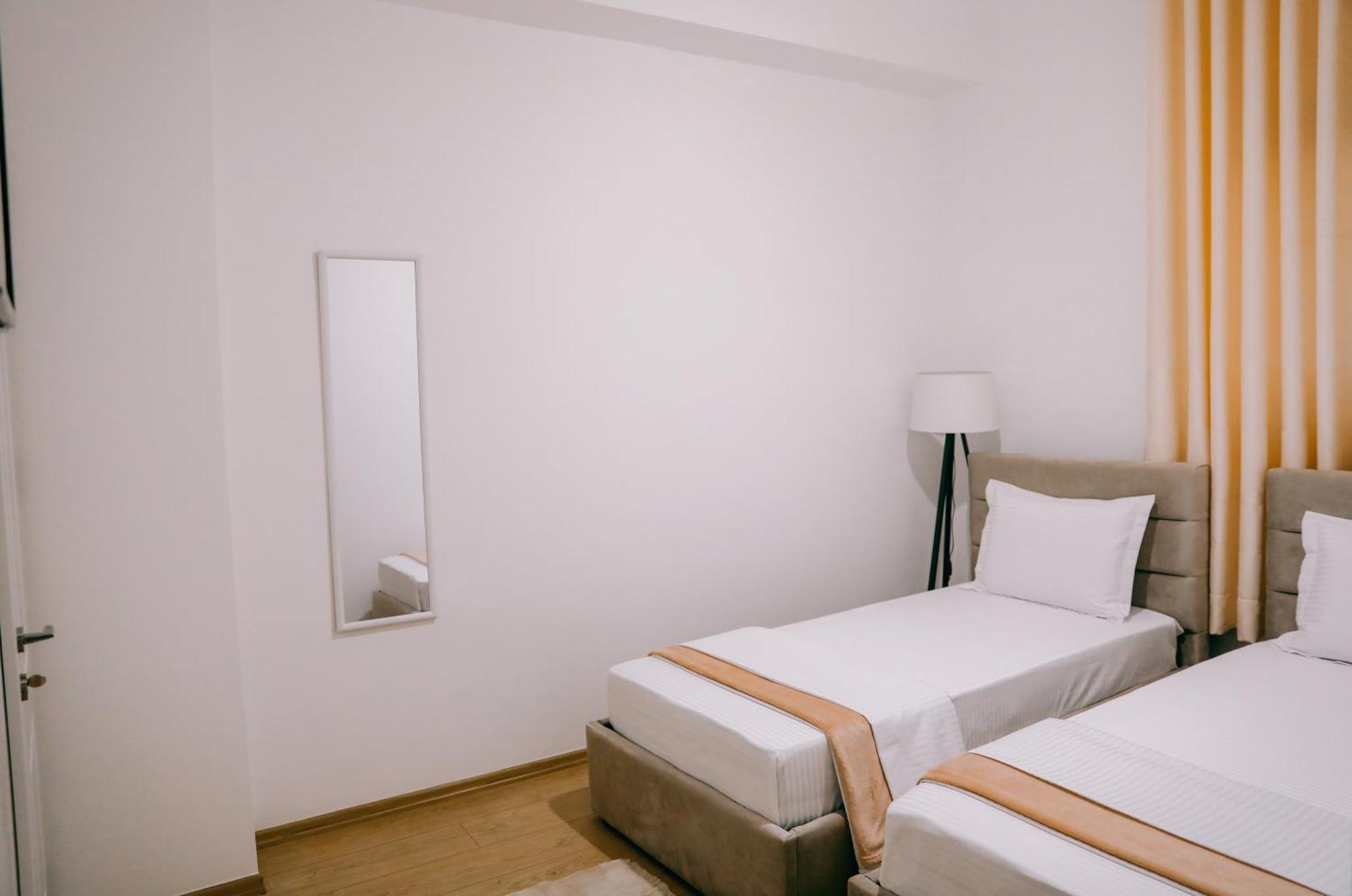 Vila Franko Berat Extérieur photo