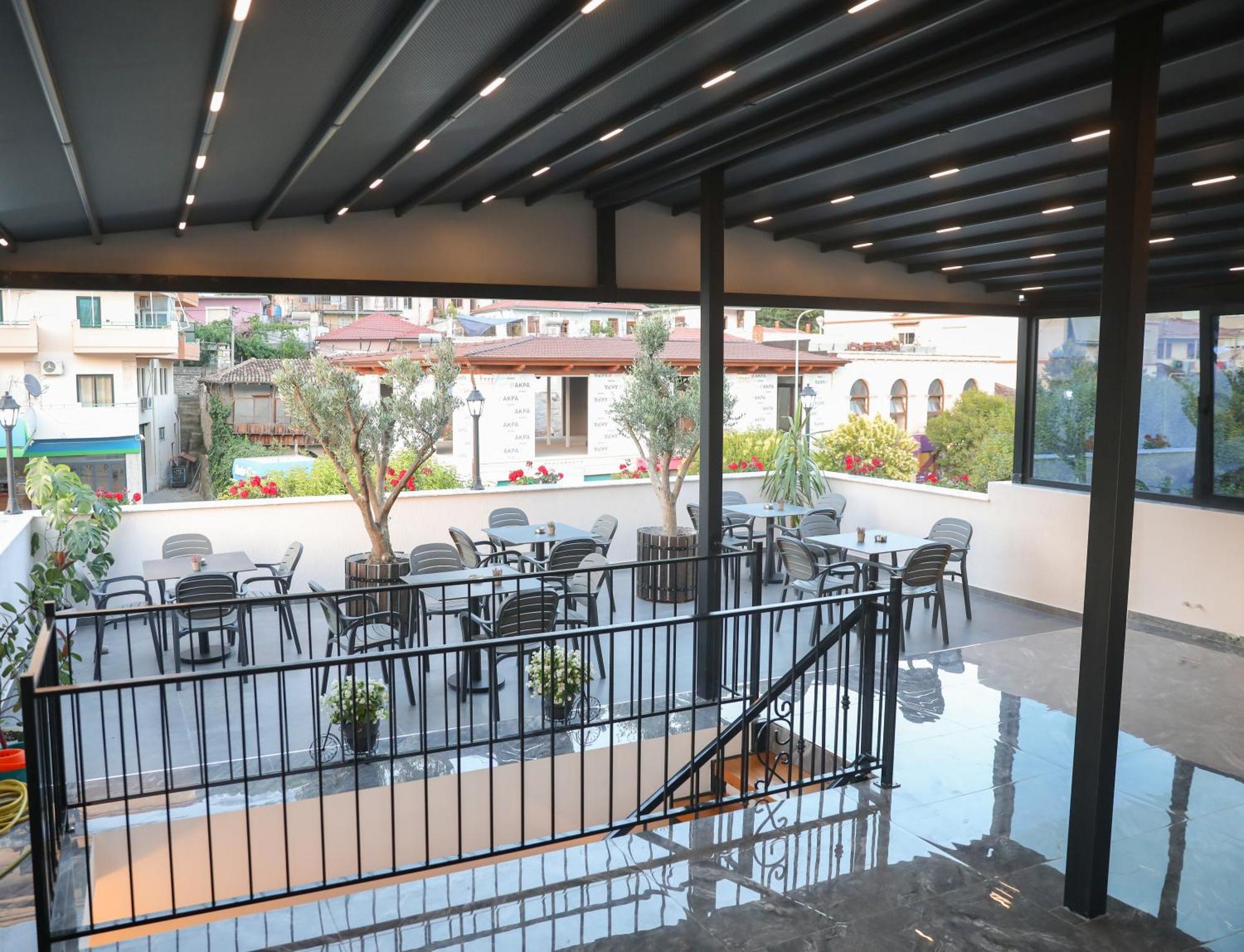 Vila Franko Berat Extérieur photo